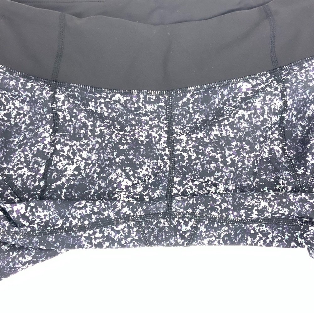 Lululemon Womens 17" Cropped Mid Rise Leggings Size 6 - Picture 3 of 9